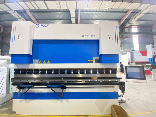 Giá máy chấn CNC: Lựa chọn tối ưu cho doanh nghiệp tại Việt Nam - Công ty TNHH Công Nghệ Letao