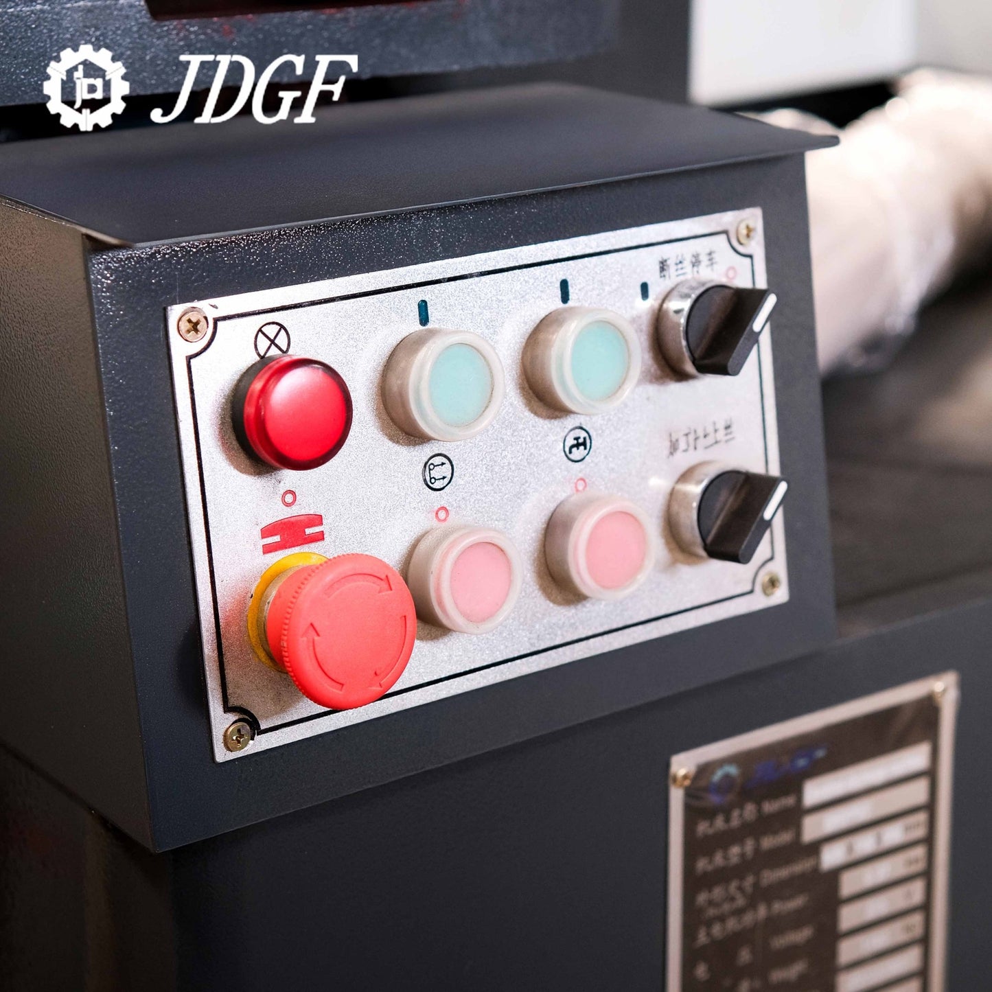 Máy cắt dây – Chính xác, bền bỉ, giá tốt - Máy cắt dây | Công ty TNHH Công Nghệ Tháng Sáu Việt Nam