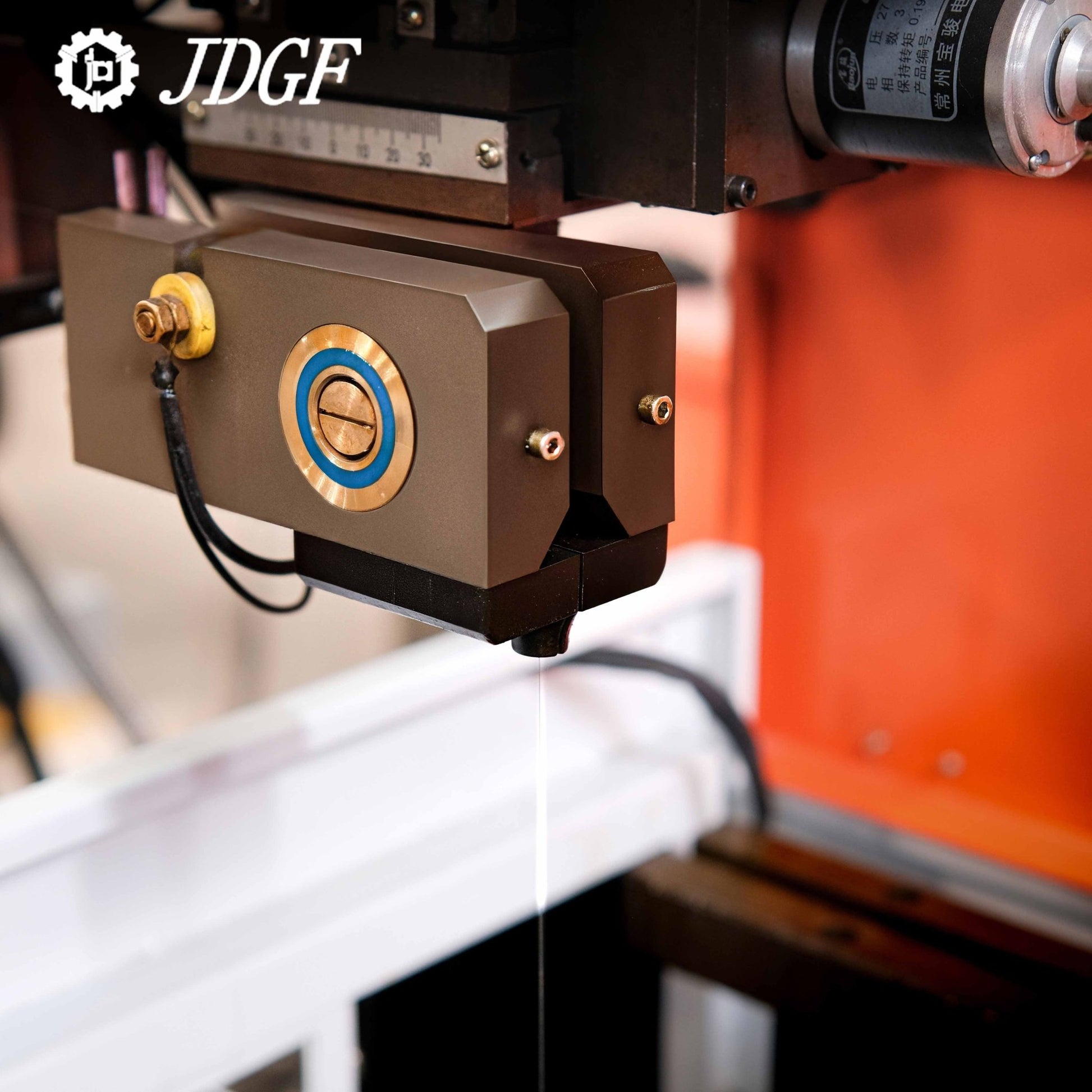 Máy cắt dây – Chính xác, bền bỉ, giá tốt - Máy cắt dây | Công ty TNHH Công Nghệ Tháng Sáu Việt Nam