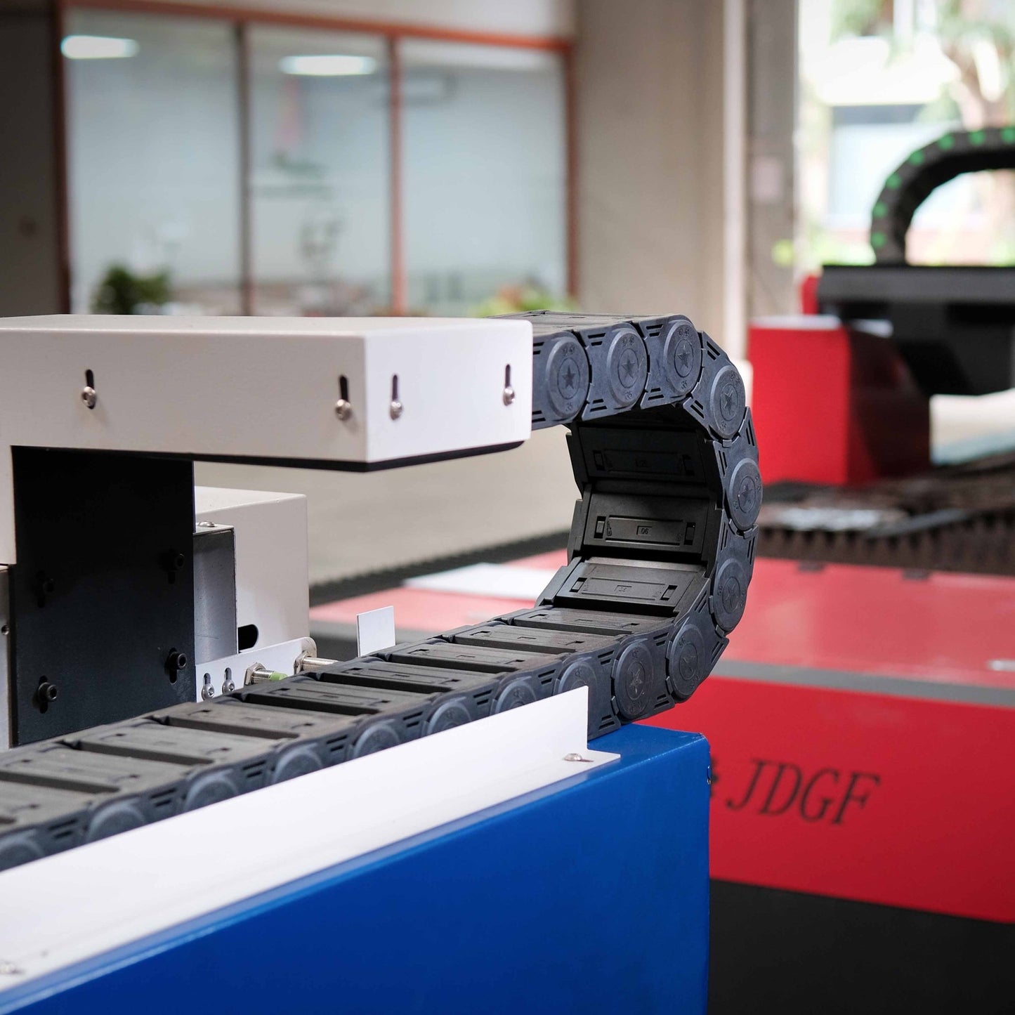 Máy cắt ống laser 60120 – Chính xác cao, tốc độ nhanh - Máy cắt Laser | Công ty TNHH Công Nghệ Tháng Sáu Việt Nam