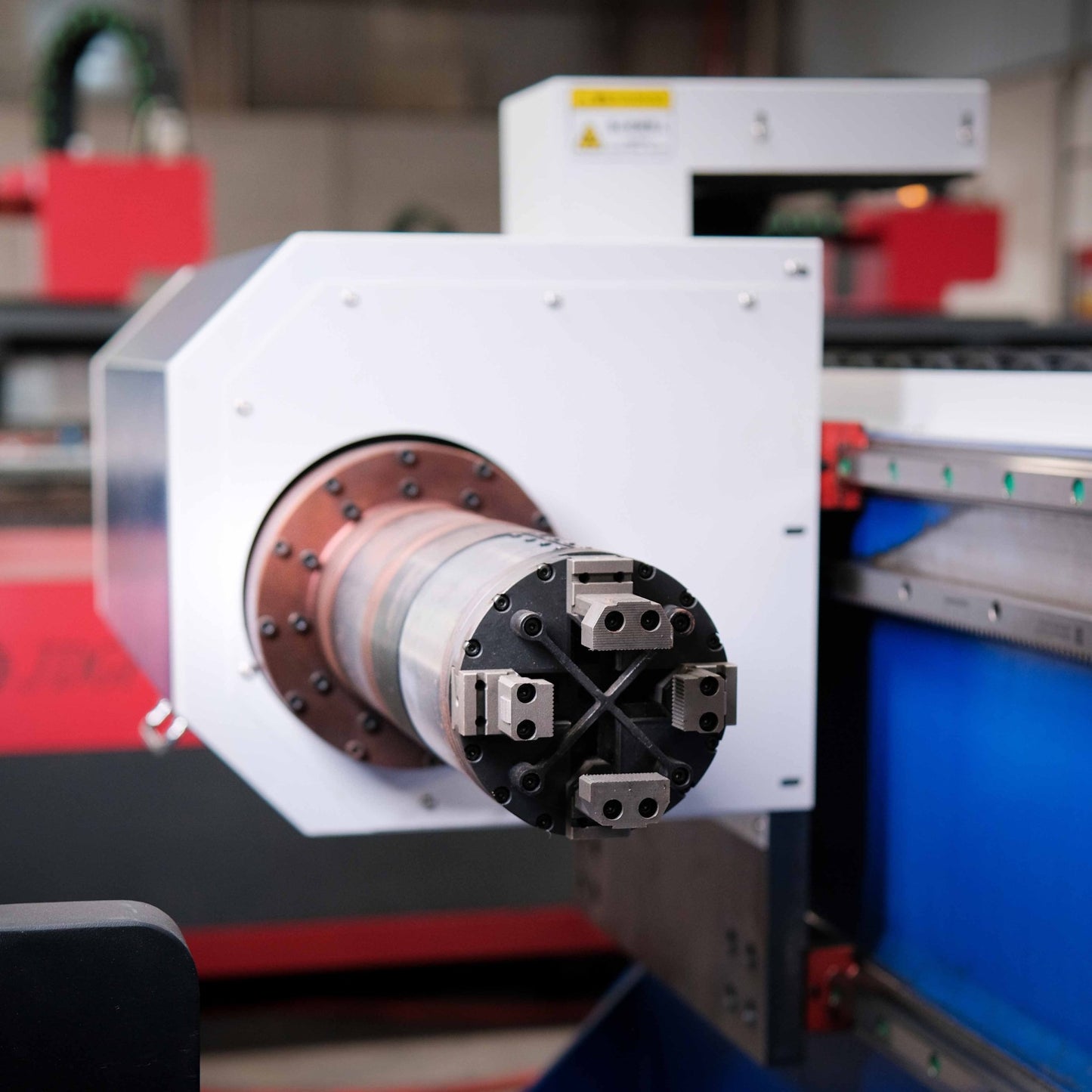 Máy cắt ống laser 60120 – Chính xác cao, tốc độ nhanh - Máy cắt Laser | Công ty TNHH Công Nghệ Tháng Sáu Việt Nam