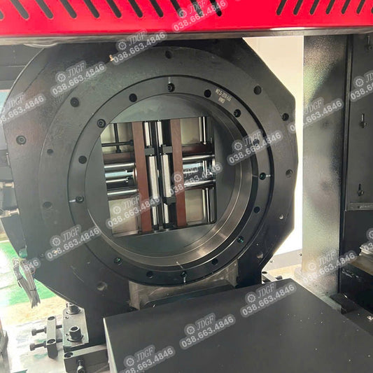 Máy cắt ống laser thủ công 3000W - 60240 - máy cắt ống laser | Công ty TNHH Công Nghệ Tháng Sáu Việt Nam