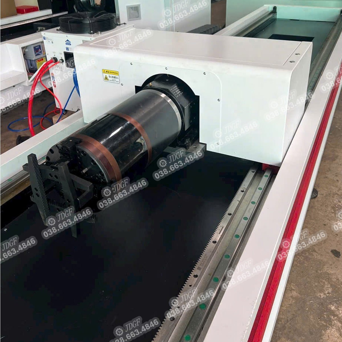 Máy cắt ống laser thủ công 3000W - 60240 - máy cắt ống laser | Công ty TNHH Công Nghệ Tháng Sáu Việt Nam