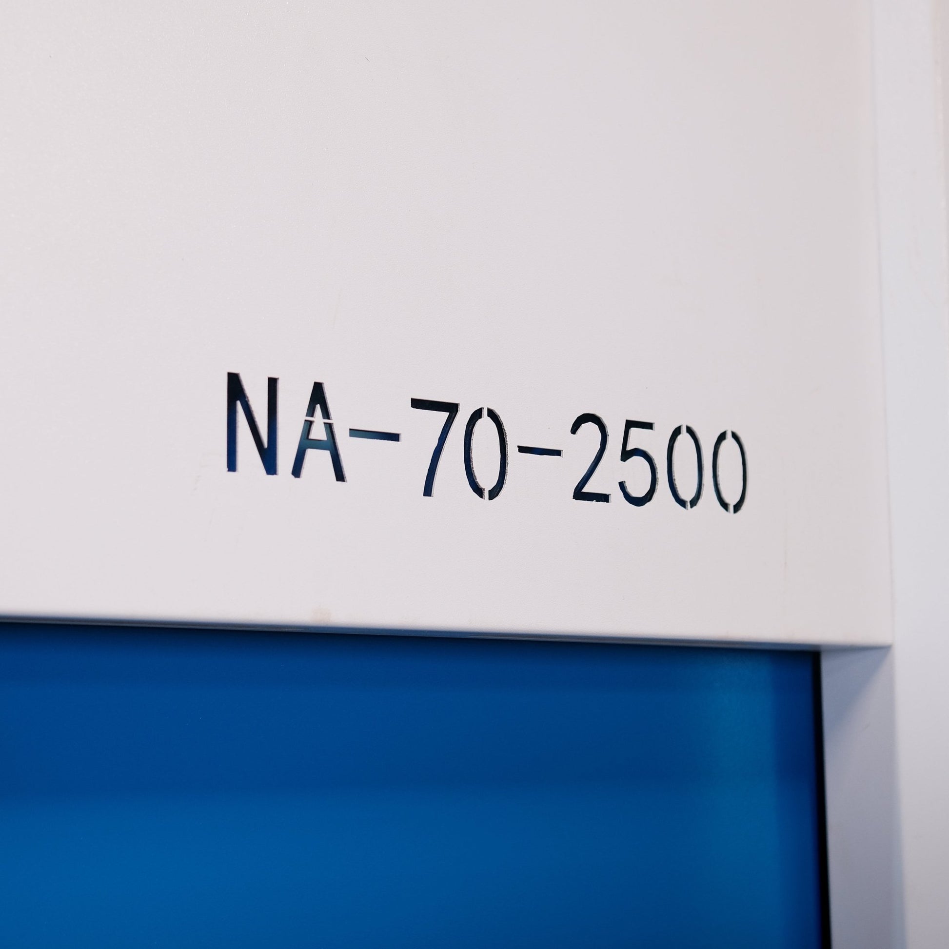 Máy chấn NA – Máy chấn tôn thủy lực chính xác, bền bỉ - Máy chấn CNC | Công ty TNHH Công Nghệ Letao